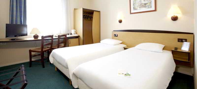 Campanile Katowice Hotel Bagian luar foto