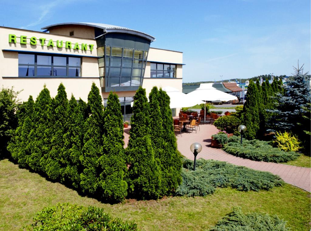 Campanile Katowice Hotel Bagian luar foto